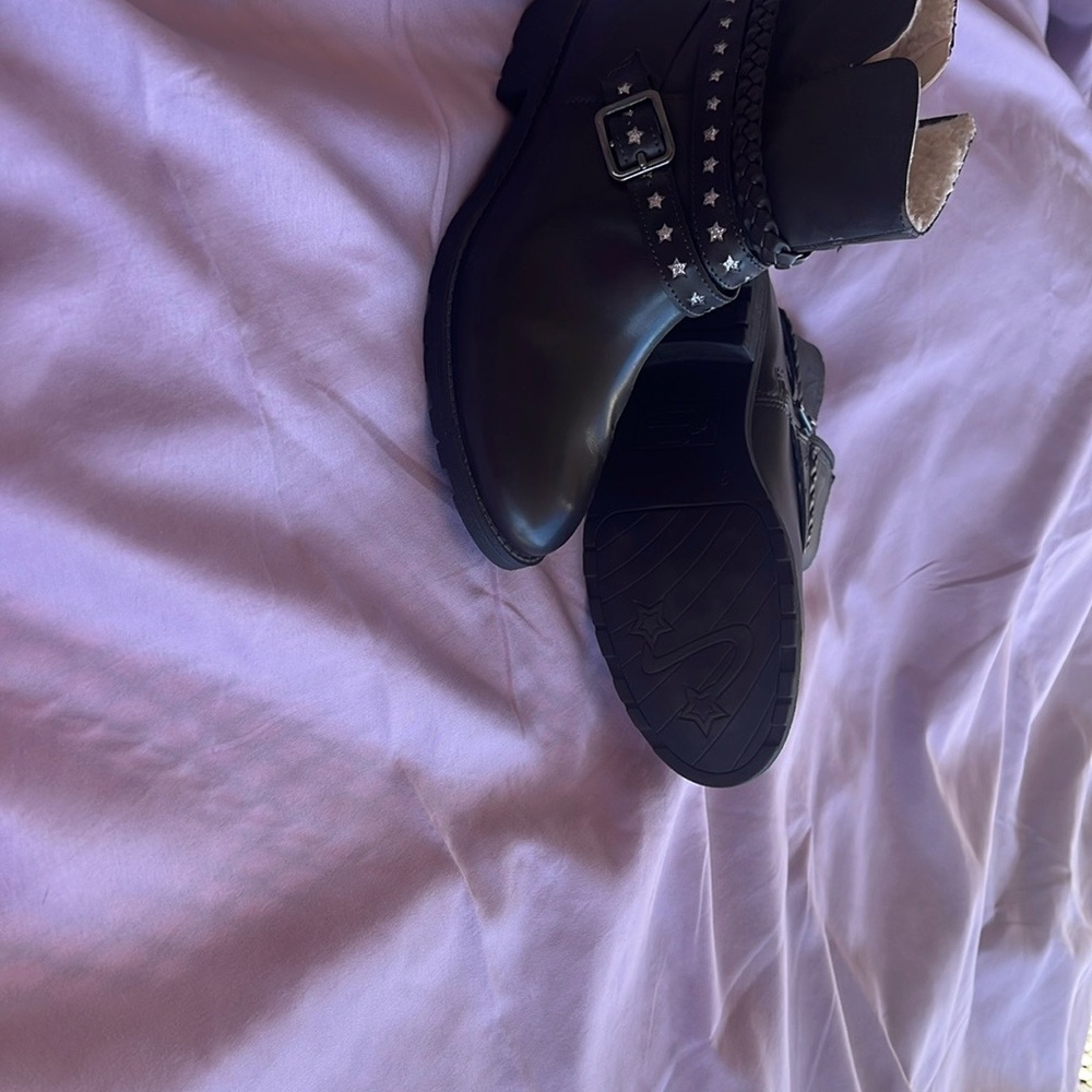 Disney Descendants Star-Patterned Boots